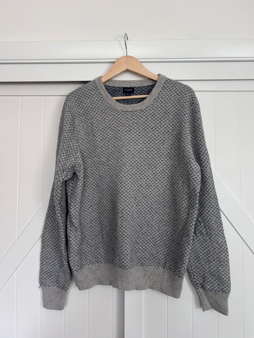 J. Crew Men's Light Gray Patterned Crewneck Sweater